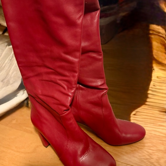 Vince Camuto tall Vibrant Red Soft leather boots -New - Picture 2 of 5